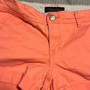 Women’s aeropostale shorts sz 6 no stains or holes . pockets in front